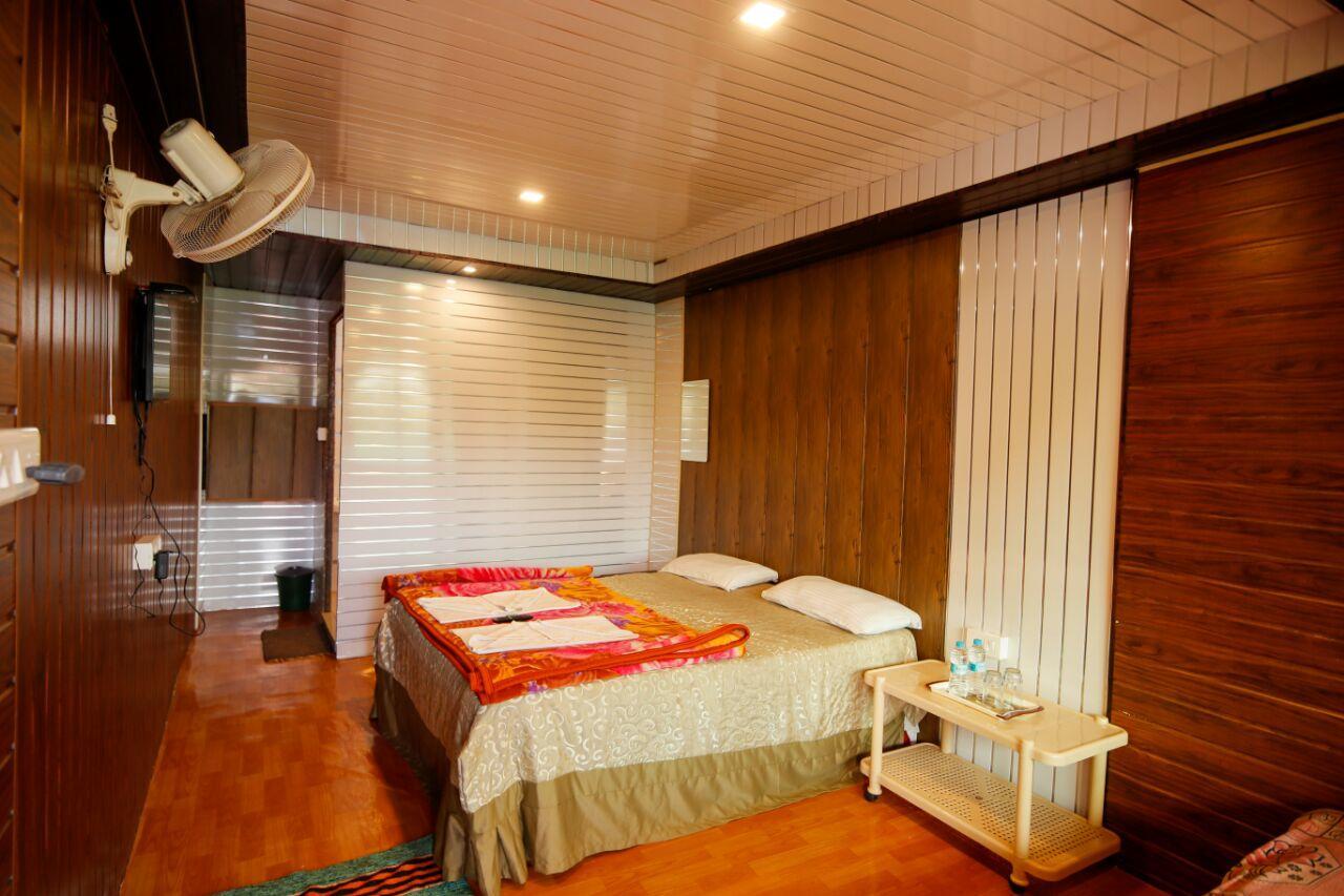 Tai Niwas Cottage Mahabaleshwar Ngoại thất bức ảnh